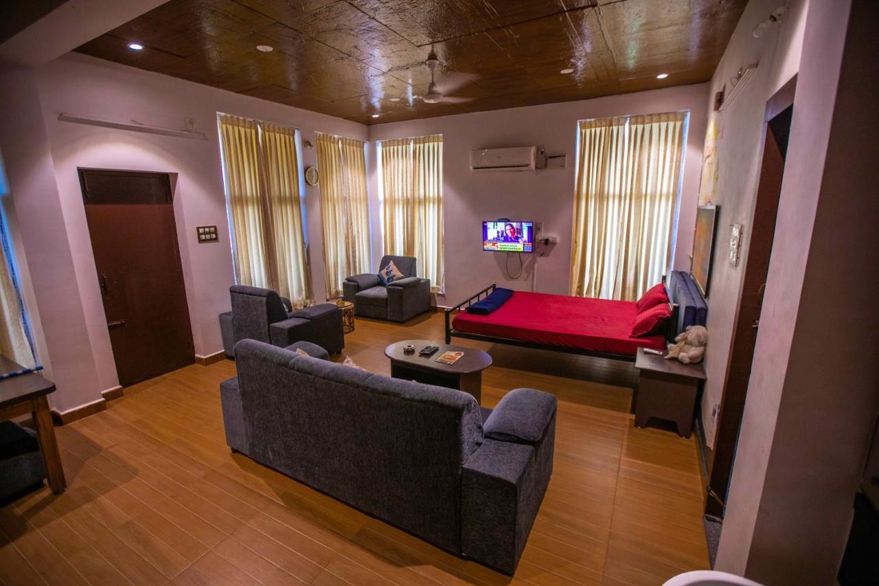 Waves Beach House Pondicherry Dış mekan fotoğraf